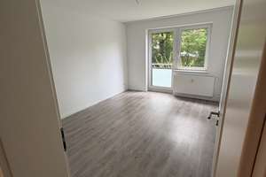 Helle 3-Zimmer-Wohnung mit Süd-West-Balkon – Eismeerweg 4b, 22145 Rahlstedt, Hamburg – Vorschaubild 11