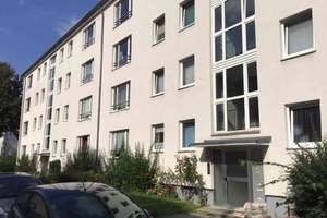 Einzug noch in 2025! Komplett modernisierte 2-Zimmer-Wohnung mit Balkon – Paul-Behncke-Str. 1, 23566 Sankt Gertrud, Lübeck – Vorschaubild 1