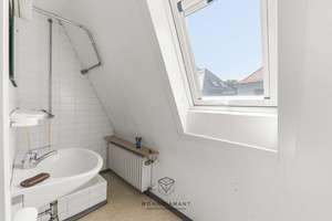 🏡 Großzügiges MFH mit drei bis vier Einheiten und vielseitigen Nutzungsmöglichkeiten 💛 – Die vollständige Adresse der Immobilie erhältst du vom Anbieter., 70199 Südheim, Stuttgart – Vorschaubild 55