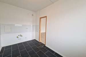 **FRISCH RENOVIERT**2-Zimmer-Wohnung // Balkon // Bad mit Wanne // DG // ab 01.10.2026 – Jupiterstraße 30, 4205 Grünau-Nord, Leipzig – Vorschaubild 5