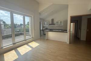 Viel Platz in Bochum: 4-Zimmer-Wohnung mit Balkon