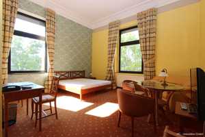 Denkmalgeschütze Hotel & Gastronomie in historischer Jugendstilvilla in Viersen-Süchteln – Hindenburgerstraße 34, 41749 Viersen (Kreis) – Vorschaubild 19