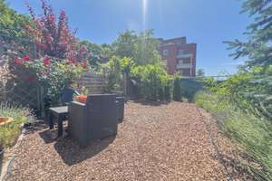 ERSTKLASSIGE 2,5 ZIMMER WOHNUNG MIT EIGENEM GARTENANTEIL & 2 TERRASSEN – Die vollständige Adresse der Immobilie erhältst du vom Anbieter., 12683 Biesdorf, Berlin – Vorschaubild 2