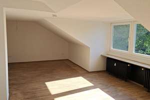 schöne renovierte Dachgeschosswohnung  – Borbecker Straße 195, 45355 Borbeck-Mitte, Essen – Vorschaubild 10
