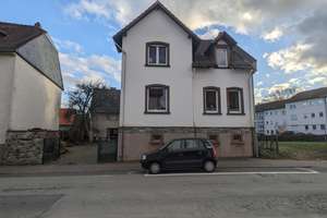 Familienfreundliches Einfamilienhaus in guter Lage von Kelkheim-Hornau