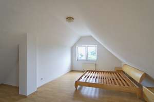 Forstwald: Helle Doppelhaushälfte mit Garage, Stellplatz, großer Terrasse und ruhigem Ausblick – Die vollständige Adresse der Immobilie erhältst du vom Anbieter., 47804 Forstwald, Krefeld – Vorschaubild 11