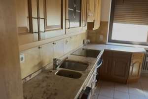Möbliertes Zimmer in München-Trudering – kompakt & sofort frei – Zehntfeldstraße 237, 81825 Waldtrudering, München – Vorschaubild 3
