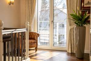 Hochwertige Villa mit ca. 300qm Wohn-/Nutzfläche, 2 Garagen, Pool in ruhiger Lage - provisionsfrei - – Die vollständige Adresse der Immobilie erhältst du vom Anbieter., 14109 Wannsee, Berlin – Vorschaubild 11