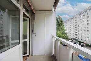 Sofort wohlfühlen oder vermieten: 3-Zi.-Etagenwohnung in urbaner Lage mit Balkon und Aufzug – Die vollständige Adresse der Immobilie erhältst du vom Anbieter., 10179 Mitte (Ortsteil), Berlin – Vorschaubild 14