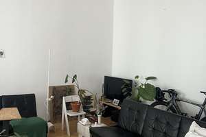 Helle 3-Zimmer-Wohnung im 1. OG in Regensburg-Innenstadt – Die vollständige Adresse der Immobilie erhältst du vom Anbieter., 93047 Innenstadt, Regensburg – Vorschaubild 4