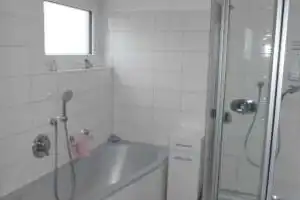 506 - Charmantes Zweifamilienhaus (freistehend) mit Garage & zusätzl. Erholungsgrundstück in Lahntal – Am Rodenbach X, 35094 Marburg-Biedenkopf (Kreis) – Vorschaubild 25