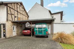 Charmantes EFH mit Ausbaupotenzial in zentraler Wohnlage – Die vollständige Adresse der Immobilie erhältst du vom Anbieter., 35606 Solms – Vorschaubild 2
