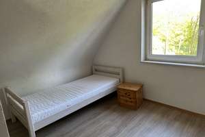 Gewerblich genutzte  4 Zimmer   Wohnung  an Firmen in  71570 Oppenweiler zu vermieten. – Die vollständige Adresse der Immobilie erhältst du vom Anbieter., 71570 Oppenweiler – Vorschaubild 3