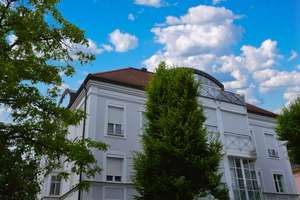 RESERVIERT !   freie 2,5-Zi.-Galerie-Whg. und 3 Balkonen im inneren Westen von Regens... – Die vollständige Adresse der Immobilie erhältst du vom Anbieter., 93049 Westenviertel, Regensburg – Vorschaubild 2