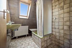 Charmante Doppelhaushälfte mit Garten und Balkon – Die vollständige Adresse der Immobilie erhältst du vom Anbieter., 72461 Albstadt – Vorschaubild 18