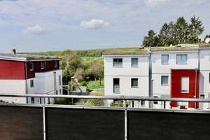 Einziehen und genießen: Schönes  Reihenhaus KfW-60 mit Energieeffizienz  und Stil – Die vollständige Adresse der Immobilie erhältst du vom Anbieter., 65207 Auringen, Wiesbaden – Vorschaubild 18