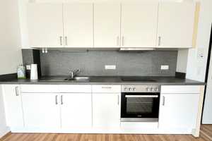 Südausrichtung - attraktive 2 Zimmer Wohnung mit Einbauküche und Balkon - Hafencity – Achtersteven 2, 26122 Oldenburg (Oldenburg) – Vorschaubild 3