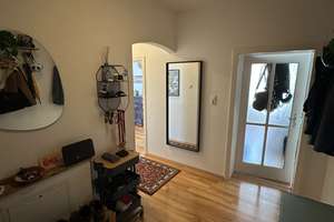 2-Zimmer-Wohnung in der Augsburger Innenstadt zur Zwischenmiete – Konrad-Adenauer-Allee 47, 86150 Innenstadt. Sankt Ulrich-Dom, Augsburg – Vorschaubild 2