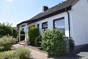 Kiel-Hasseldieksdamm: EFH mit viel Platz und schönem Garten für Ihre Familie in netter Nachbarschaft