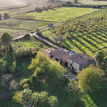 Immobilien zum Verkauf in Petra