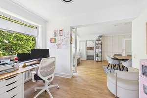 Großzügige 4,5-Zimmer-Wohnung mit zwei Balkonen und zwei Stellplätzen in Düsseldorf-Mörsenbroich – 40470 Mörsenbroich, Düsseldorf – Vorschaubild 4