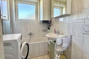 Attraktive 3-Zimmer-Wohnung mit Südbalkon in ruhiger Feldrandlage – Ottmarsheimer Straße 28, 70439 Stammheim-Mitte, Stuttgart – Vorschaubild 9