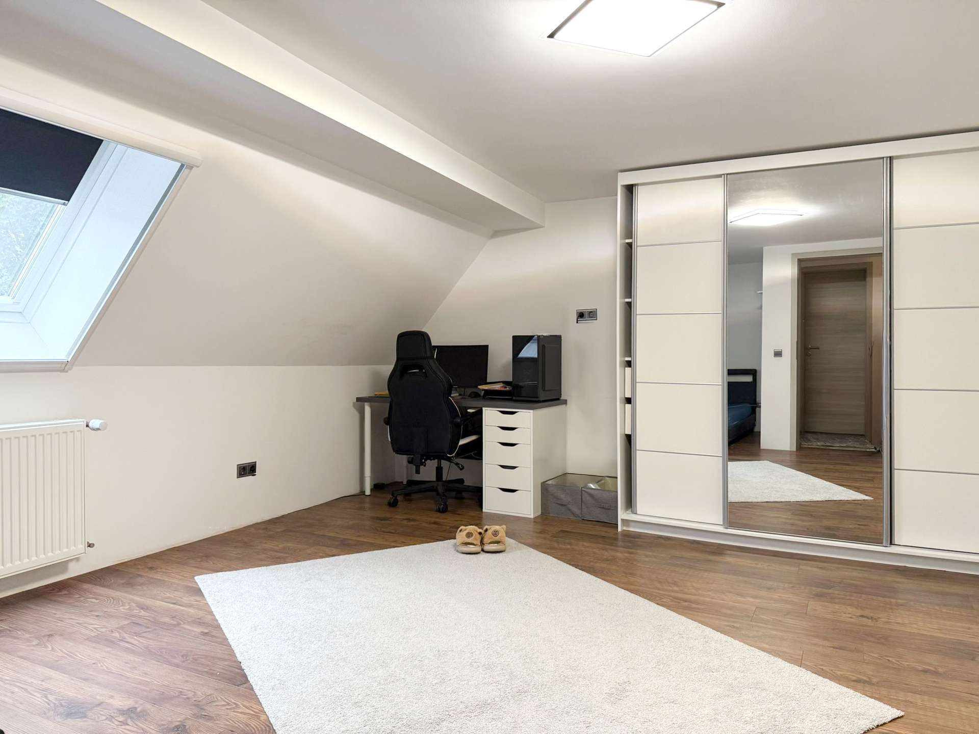 Immobilie in Hambrücken - Historischer Charme trifft moderne Technik: Familienidyll mit PV-Anlage & Naturteich in Hambrücken - Bild 9