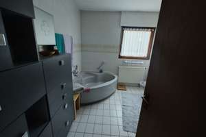Sehr schönes großes EFH mit tollem Garten und einer Gewerbeeinheit mit 446qm – Marbacher Weg ?, 74231 Bietigheim-Bissingen – Vorschaubild 21