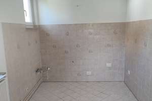 Frisch renovierte 2,5 Zimmer-Wohnung  – Die vollständige Adresse der Immobilie erhältst du vom Anbieter., 60437 Kalbach-Riedberg, Frankfurt am Main – Vorschaubild 4