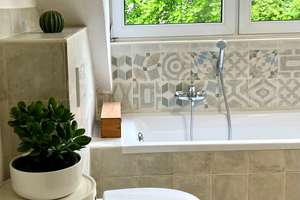 Stilvoll möblierte 2,5-Zimmer Wohnung 