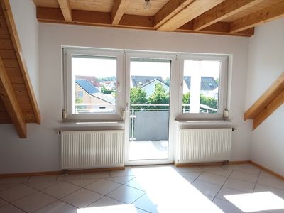 Helle klimatisierte 4-Zimmer-Wohnung in Riegel