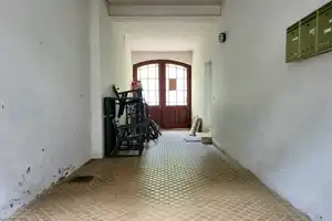 NUR 5 MINUTEN BIS ZUR FUßGÄNGERZ ONE UND DENNOCH ABSOLUT RUHIG GELEGEN! 2-Zimmer Altbauwohnung – Wiesbaden – Vorschaubild 13