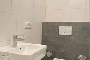 Helle, modernisierte 2-Zimmer-Wohnung mit Balkon in zentraler Lage von Köln-Nippes – Neusser Straße 170, 50733 Nippes (Ortsteil), Köln – Vorschaubild 7