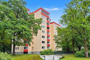 Renovierungsbedürftige 4-Zimmerwohnung zum Selbstbezug in München-Aubing