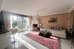 EXKLUSIVES WOHNAMBIENTE: 3-ZIMMER-WOHNUNG MIT RHEINBLICK UND KAMIN! – An der Alteburger Mühle 16, 50968 Marienburg, Köln – Vorschaubild 10