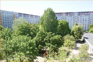 Bezugsfreie gut geschnittene 2-Zimmer Whg mit Loggia in der Sewanstraße in Lichtenberg zu verkaufen – Sewanstraße 203, 10319 Friedrichsfelde, Berlin – Vorschaubild 6
