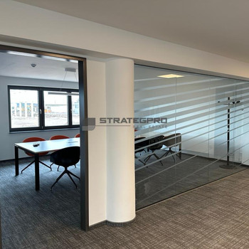 Orientierung an KfW 40-Standard: Hochwertige Büroflächenstandards zum Erstbezug