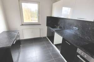 3-Zimmer-Wohnung + Einbauküche in der ersten Etage