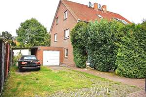 Massive Doppelhaushälfte in Hamburg-Fischbek – Die vollständige Adresse der Immobilie erhältst du vom Anbieter., 21149 Neugraben-Fischbek, Hamburg – Vorschaubild 1