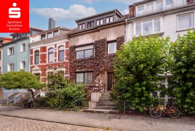Bremen-Steintor: Mehrfamilienhaus mit 3 Einheiten in guter Lage