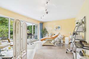 RUHIGES WOHNEN MIT BLICK INS GRÜNE - CHARMANTE MAISONETTE MIT BALKON UND TERRASSE AM MOOSBACHTAL – Die vollständige Adresse der Immobilie erhältst du vom Anbieter., 65187 Biebrich, Wiesbaden – Vorschaubild 16
