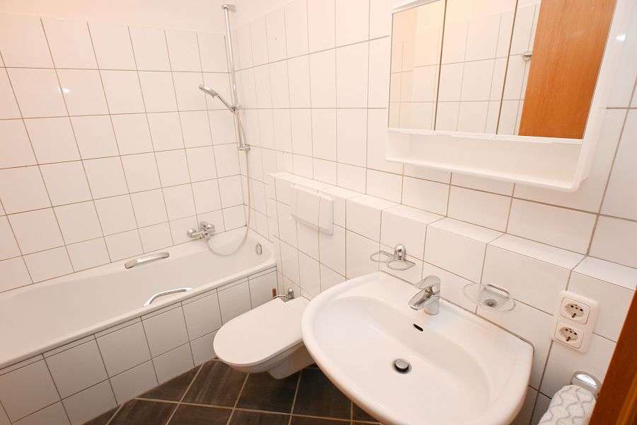 Immobilie in Lienen - Gepflegtes Ein-bis Zweifamilienhaus auf Erbpachtgrundstück in Lienen! - Bild 7