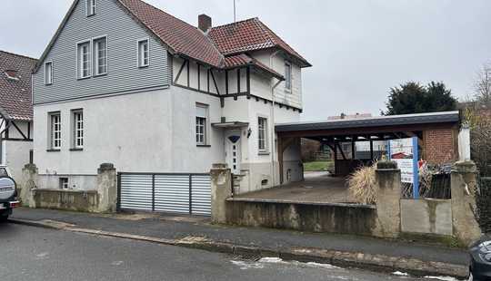 Bild von Keine Provision - Einfamilienhaus mit Anbau und großem Carport ruhig gelegen zentral in Ilsede
