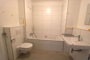 Bezugsfertige 3-Zimmer-Wohnung mit Tiefgaragenstellplatz in zentraler Lage von Darmstadt – Die vollständige Adresse der Immobilie erhältst du vom Anbieter., 64283 Mitte, Darmstadt – Vorschaubild 11