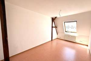 Charmante 4-Raum-Dachgeschosswohnung mit Loggia und sichtbaren Balken in Stadtfeld Ost – Schenkendorfstr. 9 , 39108 Stadtfeld Ost, Magdeburg – Vorschaubild 10