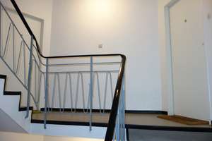 EXKLUSIV AM LESSINGPLATZ HELL + RUHIG RENOVIERT INKL. EINBAUKÜCHE LAMINAT DUSCHBAD 5. ETAGE/OBERBILK – Lessingstraße 61, 40227 Oberbilk, Düsseldorf – Vorschaubild 12