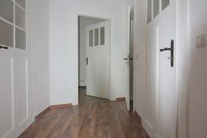 * NACHMIETER zum 01.10.2026 GESUCHT * großer Balkon & tagesbelichtetes Wannenbad * – Schmidt-Rühl-Straße 5 E, 4347 Schönefeld-Abtnaundorf, Leipzig – Vorschaubild 4