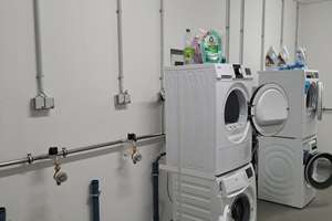 2-Zimmer-Penthouse-Wohnung mit EBK & Sonnenuntergangsgarantie – Die vollständige Adresse der Immobilie erhältst du vom Anbieter., 90471 Langwasser Nordost, Nürnberg – Vorschaubild 12