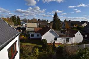 Endlich viel Platz für die ganze Familie!  Ihr Zuhause im grünen Lichtenrade - ruhig und sicher – Die vollständige Adresse der Immobilie erhältst du vom Anbieter., 12305 Lichtenrade, Berlin – Vorschaubild 14