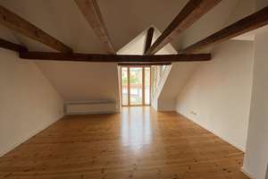 Außergewöhnliche Dachgeschosswohnung mit Galerie, Balkon und Balkencharme – Die vollständige Adresse der Immobilie erhältst du vom Anbieter., 14467 Nördliche Innenstadt, Potsdam – Vorschaubild 12